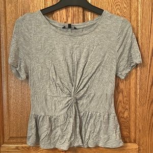 Women’s peplum Tshirt with knot